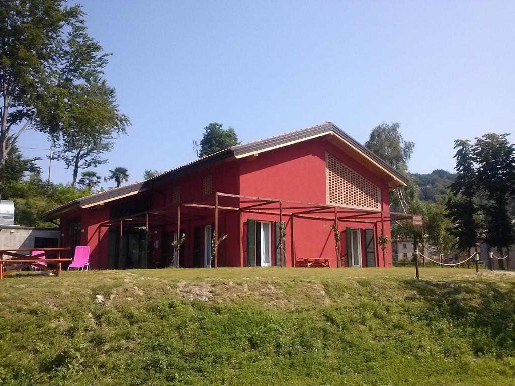 Ostello Casa Rossa ラヴェーノ・モンベッロ エクステリア 写真