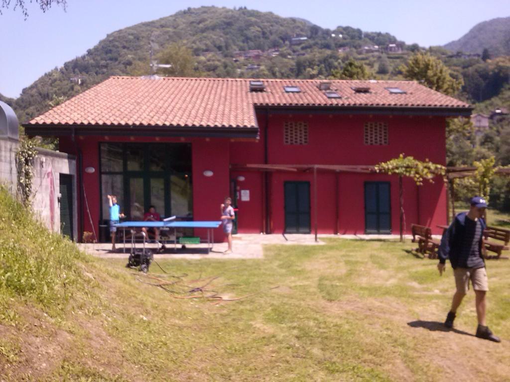 Ostello Casa Rossa ラヴェーノ・モンベッロ エクステリア 写真